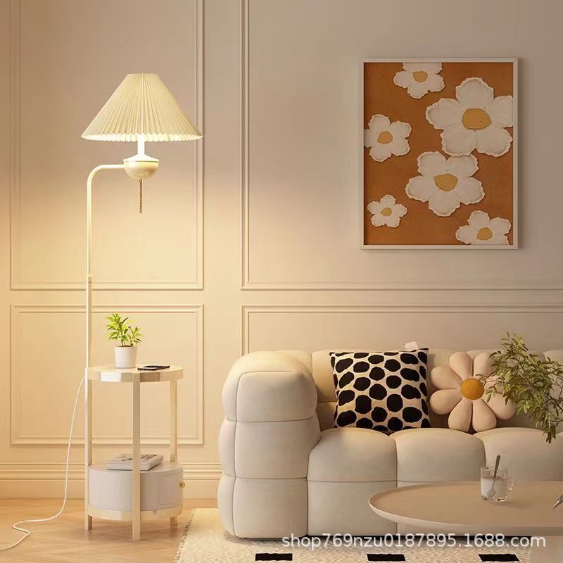 Cream Style Floor Lamp with Wireless Charging Table