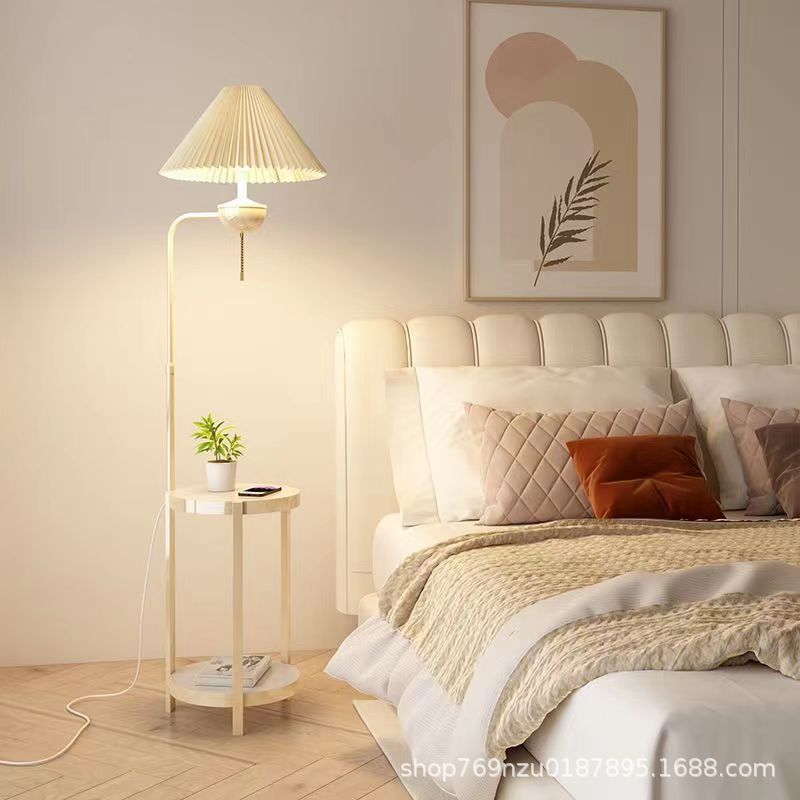 Cream Style Floor Lamp with Wireless Charging Table